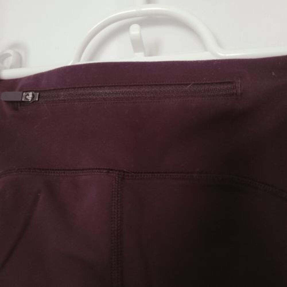 Lululemon Speed Tight in Black Cherry Sz 4 - Picture 4 of 8